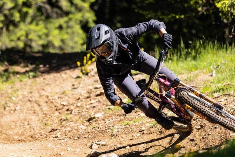 Lazer introduz capacete integral com tecnologia KinetiCore