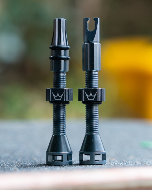 New Holeshot Fast Flow Valves